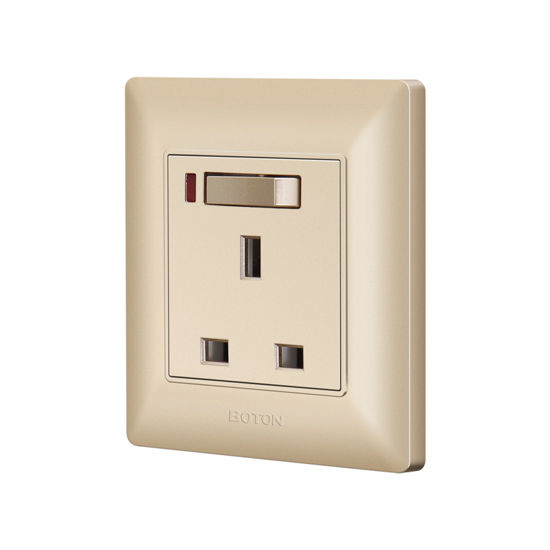 Apartment 13A Single Phase Switched Socket with Lamp