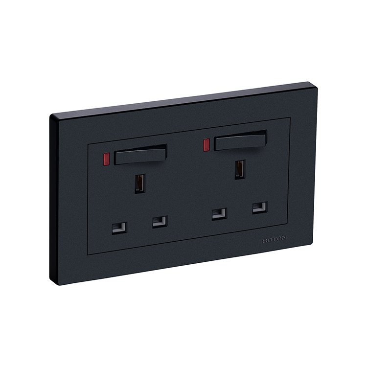 Commercial Double 13A Single Phase Switched Socket with Lamp