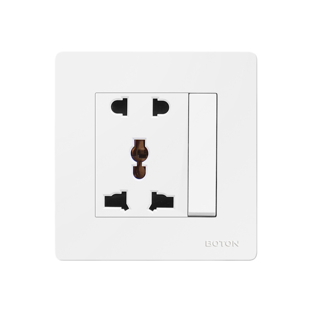 1 Gang Switch with 5 Pin Universal Socket