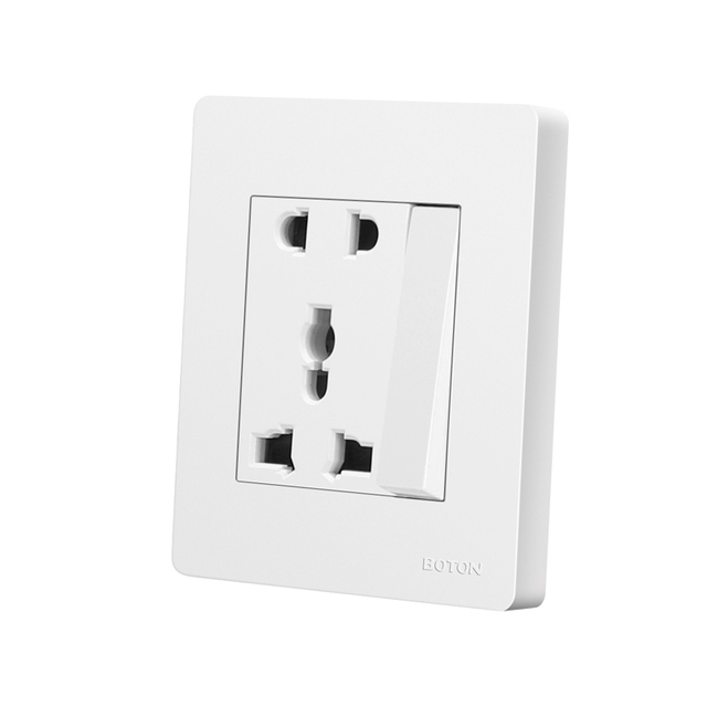 1 Gang Switch with 5 Pin Universal Socket